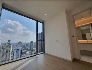 The Strand  3 Bedroom Super Luxury Condo Near BTS Thong Lo