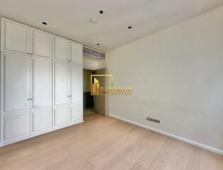 Emporio Place  Unfurnished 3 Bedroom Condo in Phrom Phong