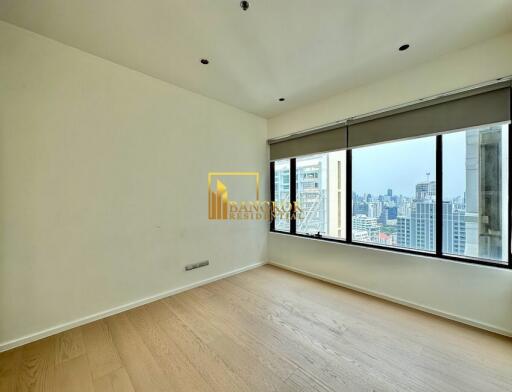 Emporio Place  Unfurnished 3 Bedroom Condo in Phrom Phong