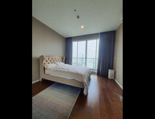 Menam Residences  3 Bedroom Riverside Property For Sale