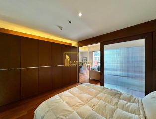 Hansar  Luxurious 1 Bedroom Property For Rent in Ratchadamri