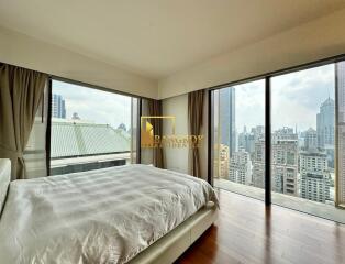 Hansar  Luxury 2 Bedroom Condo With Beautiful Views of Ratchadamri