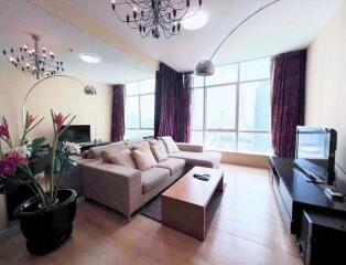 Baan Sathorn Chaophraya  2 Bedroom Riverside Property For Sale
