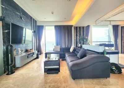 The Pano  Luxurious Riverside Penthouse With Amazing River Views