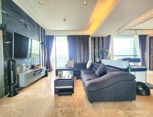 The Pano  Luxurious Riverside Penthouse With Amazing River Views