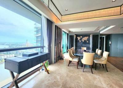 The Pano | Luxurious Riverside Penthouse With Amazing River Views