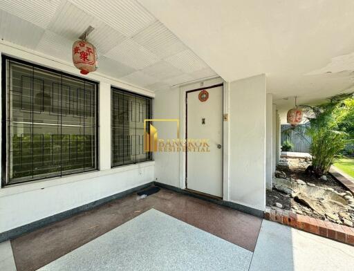 Thada Court  Large 2 Bedroom Townhouse For Rent in Sathorn