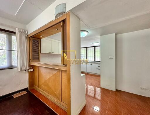 Thada Court  Large 2 Bedroom Townhouse For Rent in Sathorn