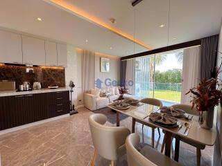 2 Bedrooms Condo in The Coral Pattaya North Pattaya C011463