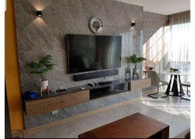 66 Sqm., 1 Bed, 1 Bath Condo listed for ฿ 9,800,000.
