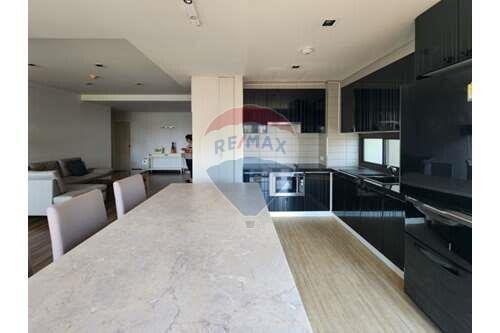 105 Sqm., 2 Beds, 2 Baths Condo listed for ฿ 7,800,000.