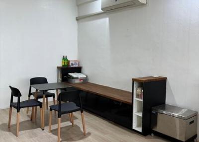 For Rent Bangkok Shophouse Sukhumvit BTS Thong Lo Watthana