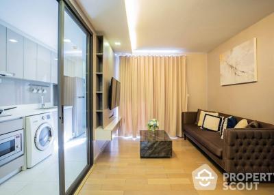 1-BR Condo at Dazzle Sukhumvit 7 near BTS Nana