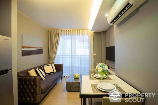 1-BR Condo at Dazzle Sukhumvit 7 near BTS Nana