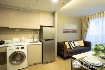 1-BR Condo at Dazzle Sukhumvit 7 near BTS Nana