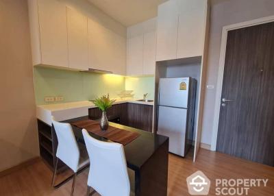 1-BR Condo near BTS Krung Thon Buri (ID 475216)