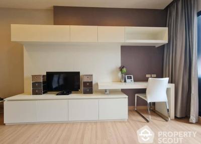 1-BR Condo near BTS Krung Thon Buri (ID 475216)