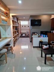 Commercial for Sale in Khlong Toei