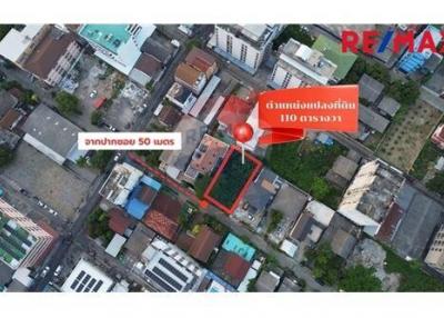 440 Sqm. Land listed for ฿ 9,350,000.