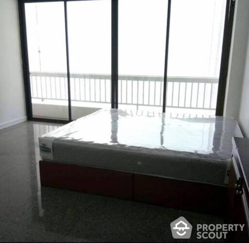 3-BR Condo at The Waterford Thonglor near BTS Thong Lor