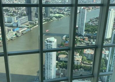 3-BR Penthouse at The River Condominium near BTS Saphan Taksin
