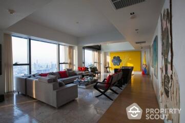 4-BR Condo at The Met Sathorn near BTS Chong Nonsi