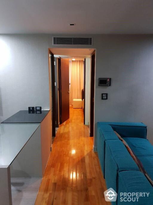 2-BR Condo at Quad Silom Condominium near MRT Sam Yan