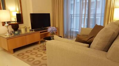 Q Langsuan 2 bedroom condo for rent