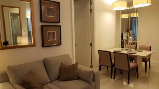 Q Langsuan 2 bedroom condo for rent