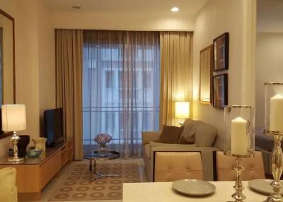 Q Langsuan 2 bedroom condo for rent