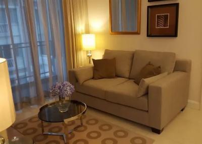 Q Langsuan 2 bedroom condo for rent