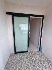 Thanaburi Residence Apartment, Phan Thong City Building, Phan Thong District, Chonburi Province