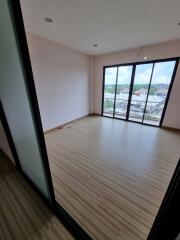 Thanaburi Residence Apartment, Phan Thong City Building, Phan Thong District, Chonburi Province