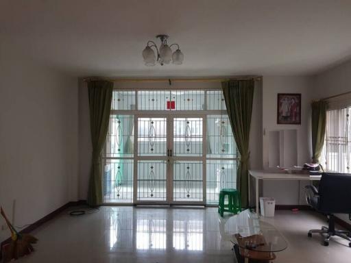 Single house Phanason Garden Home 9 (Wat Luang Pho To)