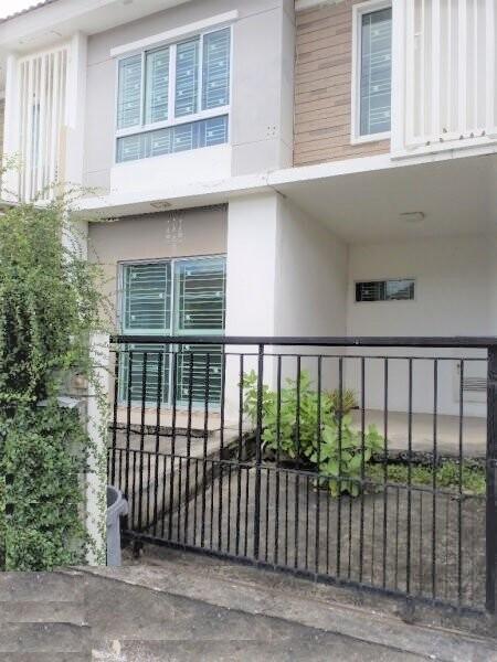 Townhouse Pruksa Ville 60 (Luang Phaeng)