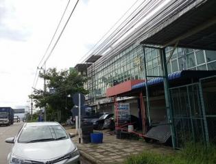 Commercial building, Laem Chabang Business Center, Surasak Subdistrict, Si Racha District, Chonburi Province