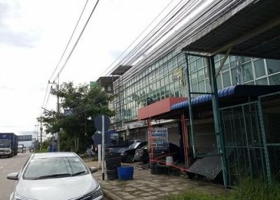 Commercial building, Laem Chabang Business Center, Surasak Subdistrict, Si Racha District, Chonburi Province