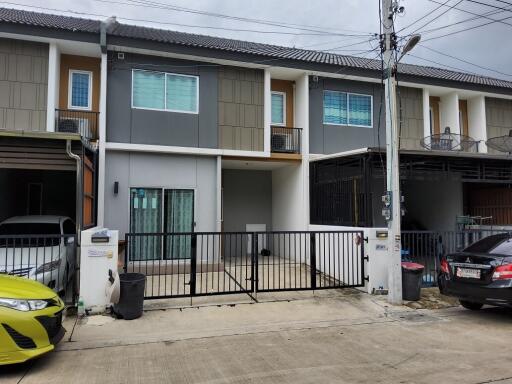 Townhouse Baan Pruksa 133 (Ekachai-Rama 2)