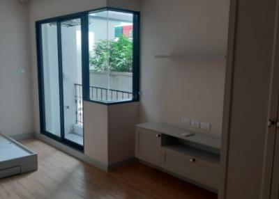 Condo Notting Hill Tiwanon [2nd floor]