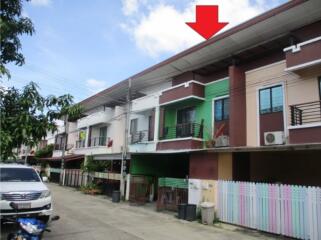 Townhouse Baan Fah Piyarom Premier Park