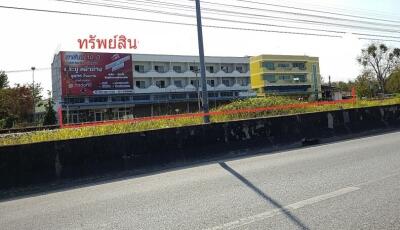 Subdistrict commercial building Na Kluea, Bang Lamung District, Chonburi Province