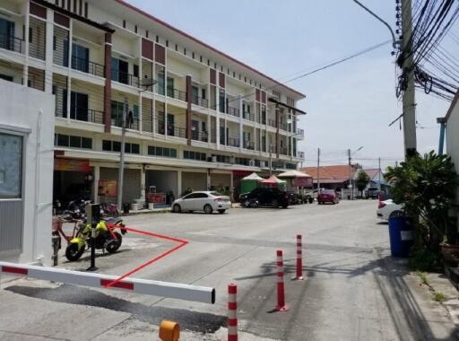 Commercial building Subrungruang City (Amata-Phan Phan Thong, Chonburi