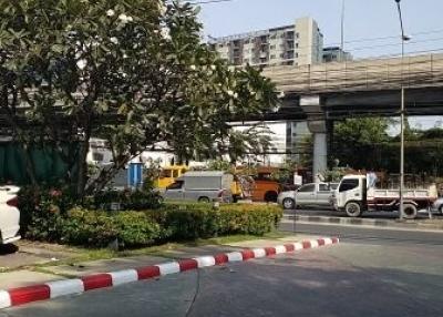 Supalai Park Asoke-Ratchada condominium, Bangkok