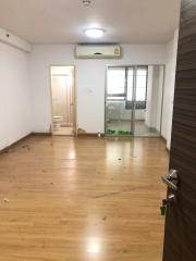 Condo Supalai Park, Tiwanon Intersection [9th floor, Building 1, 15th floor, Building 2]