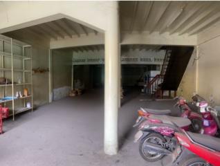 Commercial building, Taphan Hin District, Phichit Province