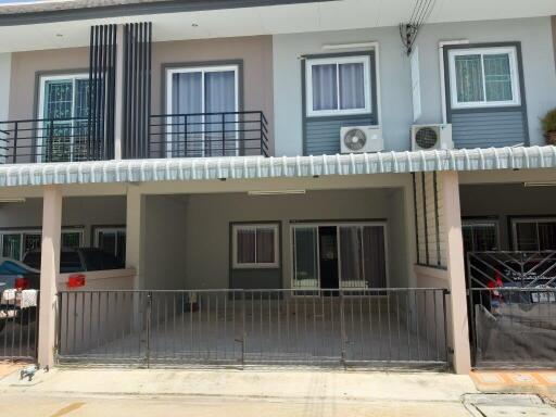 Townhouse Fasai Ville 2 Chonburi