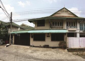 Twin house Pruksa 12 along Khlong 3