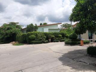 Single house, Siratcha Park, Phanat Nikhom, Chonburi.