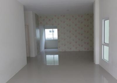 Single house, Siratcha Park, Phanat Nikhom, Chonburi.