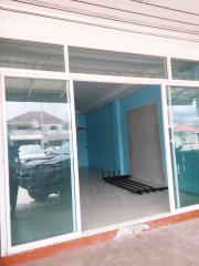 Commercial building Vana Casa Rayong